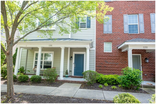 1789 Perla Dr in Virginia Beach, VA - Building Photo - Building Photo