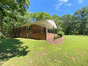 7212 US-15 in Clarksville, VA - Building Photo - Building Photo