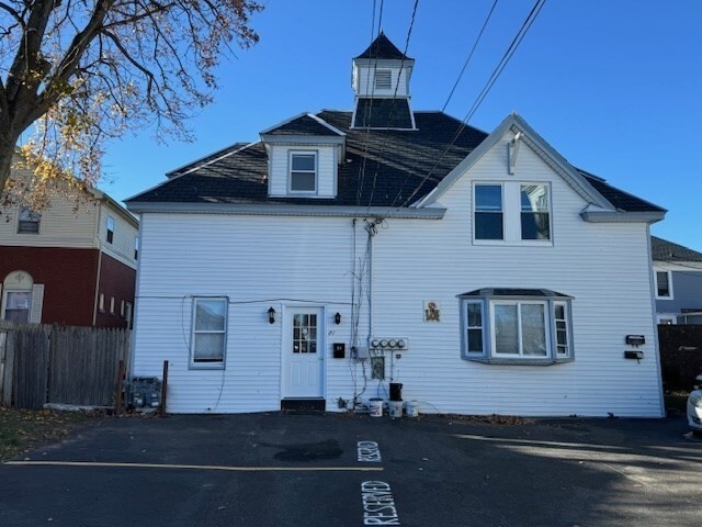 81 Marlborough St in Lowell, MA - Building Photo