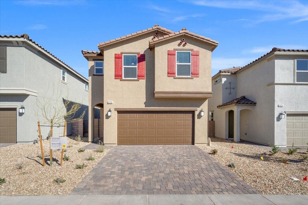 9258 Morecambe Ave in Las Vegas, NV - Building Photo