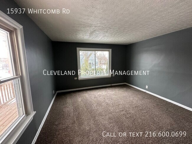 15937 Whitcomb Rd in Cleveland, OH - Building Photo - Building Photo