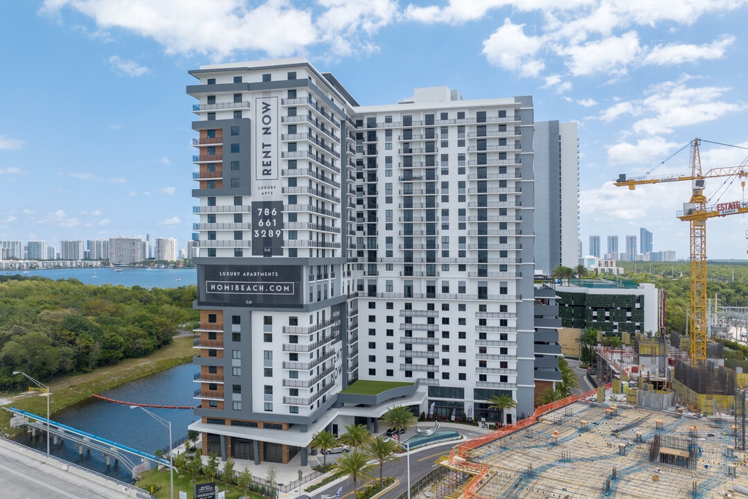 Soleste NoMi Beach in Aventura, FL - Foto de edificio