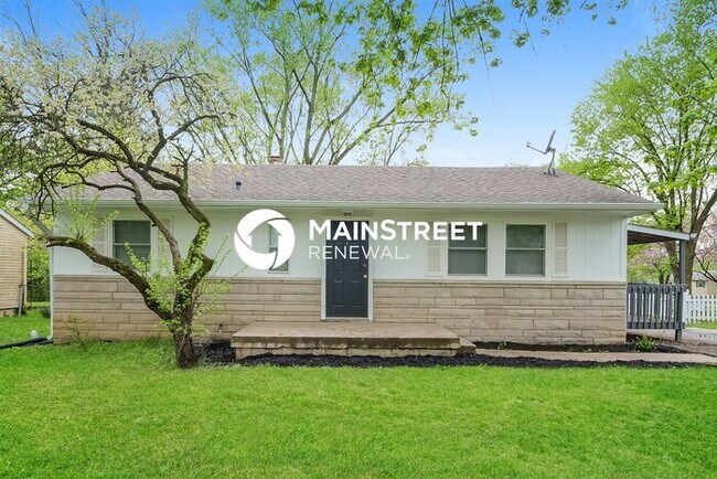 property at 2324 N Graham Ave