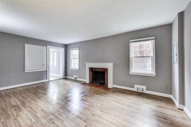 1316 Van Buren St NW in Washington, DC - Building Photo - Building Photo