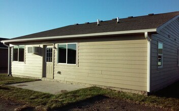 Osceola Heights in Osceola, IA - Building Photo - Interior Photo