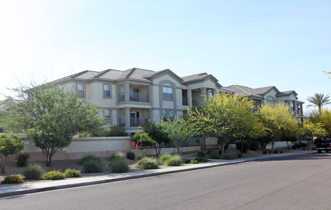 Tierra Antigua Apartments in Mesa, AZ - Foto de edificio - Building Photo