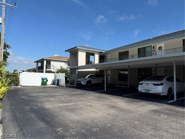 123 SW 47th Terrace in Cape Coral, FL - Building Photo - Building Photo