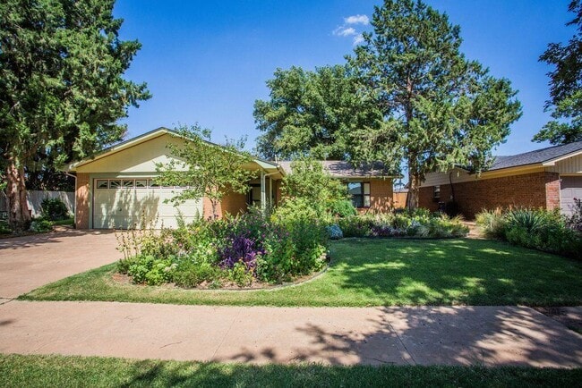 property at 1005 Grover Ave