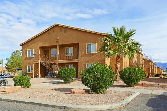 Summerwind Apartment Homes in Mesquite, NV - Foto de edificio - Building Photo