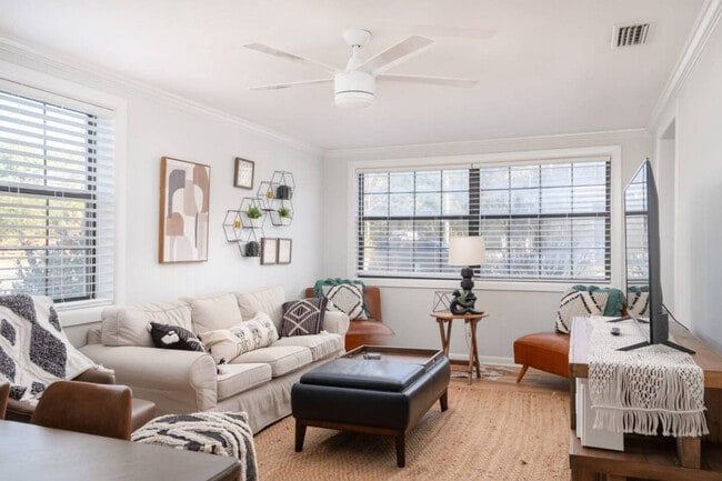 property at 18160 High Springs Main St