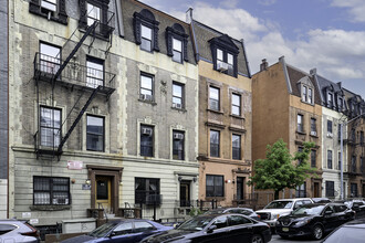 567 W 161st St in New York, NY - Building Photo - Building Photo