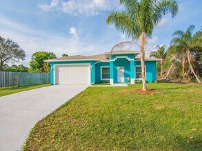 1946 24th St SW in Vero Beach, FL - Building Photo - Building Photo