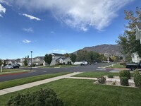 1348 E 6125 S in Ogden, UT - Foto de edificio - Building Photo