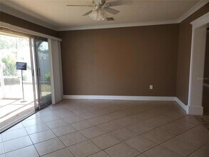 3331 Seaview St, Unit 05-2 in Sarasota, FL - Building Photo - Building Photo