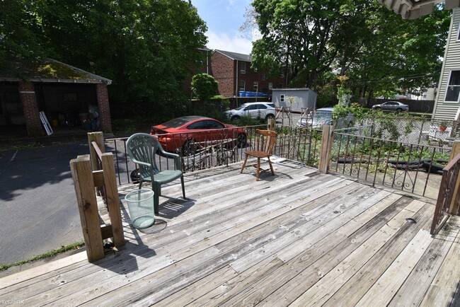 property at 80 Wallingford Rd