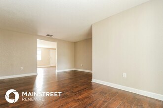 4929 Amherst Ct in New Port Richey, FL - Foto de edificio - Building Photo