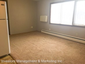 Fairmont Apartments in Minot, ND - Building Photo - Building Photo