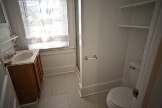 639 N Columbia St in Chapel Hill, NC - Building Photo - Building Photo