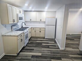 868 S Huron Rd in Linwood, MI - Building Photo