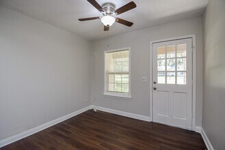 14235 Buffalo St in Needville, TX - Building Photo - Building Photo