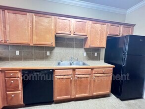 2104 Mount Hope Alley in Baton Rouge, LA - Building Photo - Building Photo