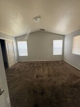 2104 Chesler St in Merced, CA - Building Photo - Building Photo