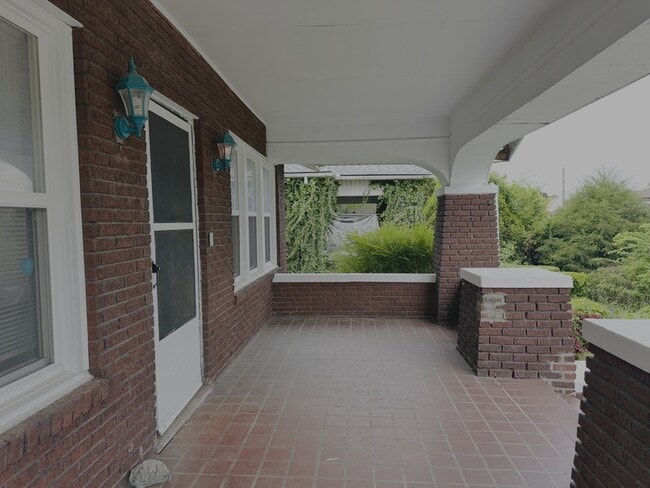 2812 Linden Ave in Knoxville, TN - Foto de edificio - Building Photo