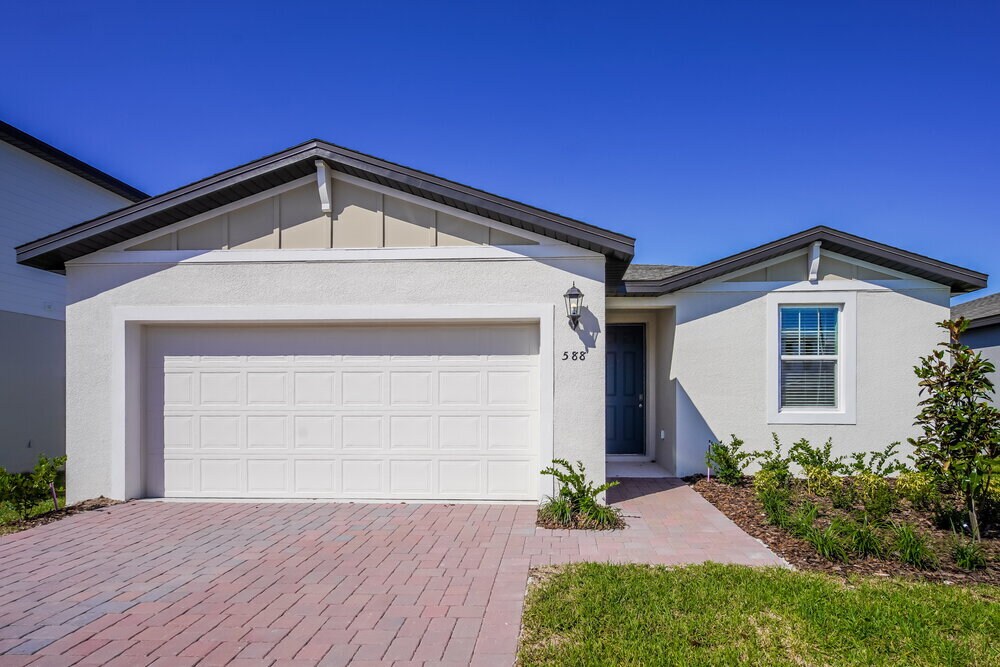 588 Sun Warbler Wy in St. Cloud, FL - Building Photo
