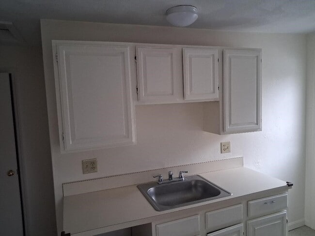 101 Vine St in Saugus, MA - Building Photo - Building Photo