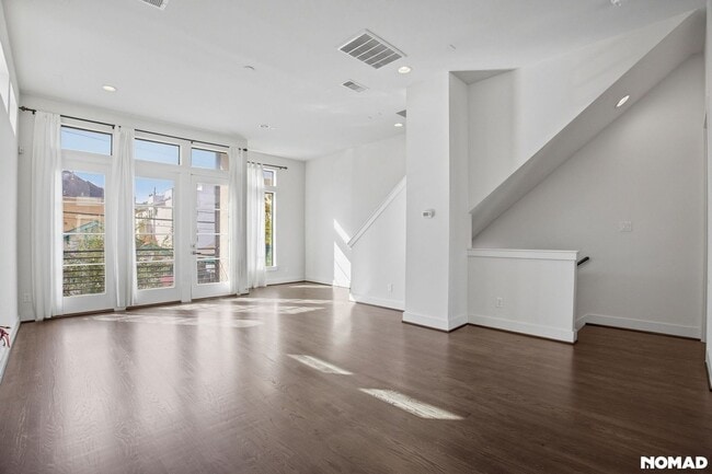 1706 Alamo St in Houston, TX - Foto de edificio - Building Photo