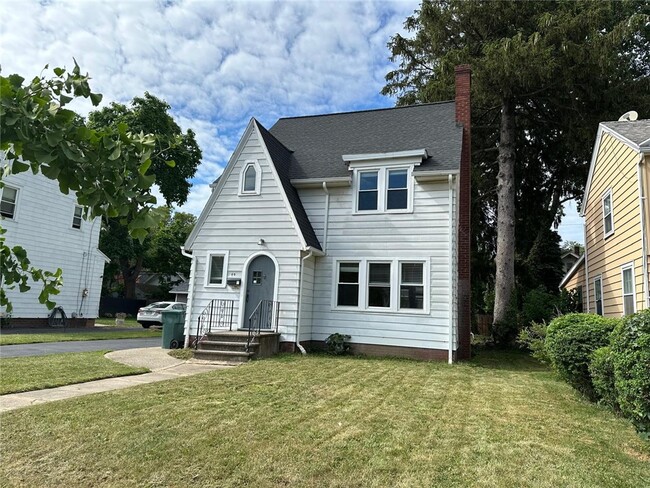 property at 44 Parkwood Rd