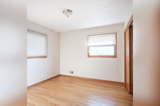 2014 23rd St NW in Rochester, MN - Building Photo - Building Photo