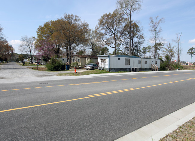 501 Oak Forest Ln in Myrtle Beach, SC - Building Photo - Building Photo