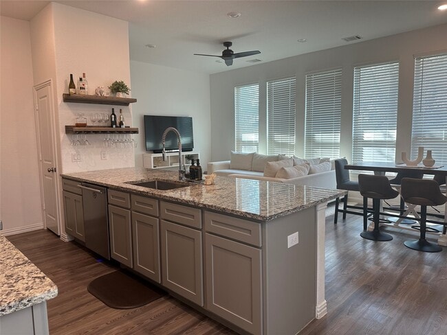 property at 4743 Glen Isle Dr