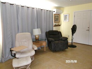 22310 Midway Blvd in Port Charlotte, FL - Building Photo - Building Photo