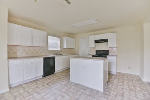 5719 Clerkenwell Dr in Houston, TX - Building Photo