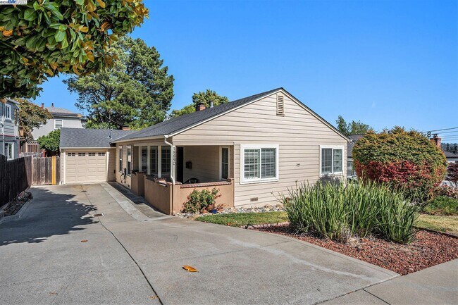 property at 18890 Santa Maria Ave