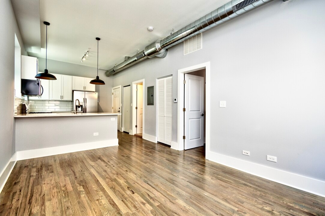 2003 S Allport St, Unit 2R in Chicago, IL - Building Photo