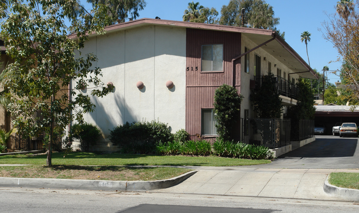 515 Wilson Ave in Pasadena, CA - Building Photo