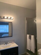 11516 Ohio Ave in Los Angeles, CA - Building Photo - Building Photo