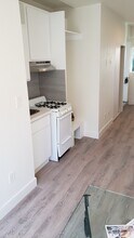 2131 Carmona Ave in Los Angeles, CA - Building Photo - Building Photo