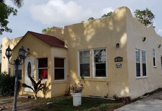 property at 4012 Garden Ave