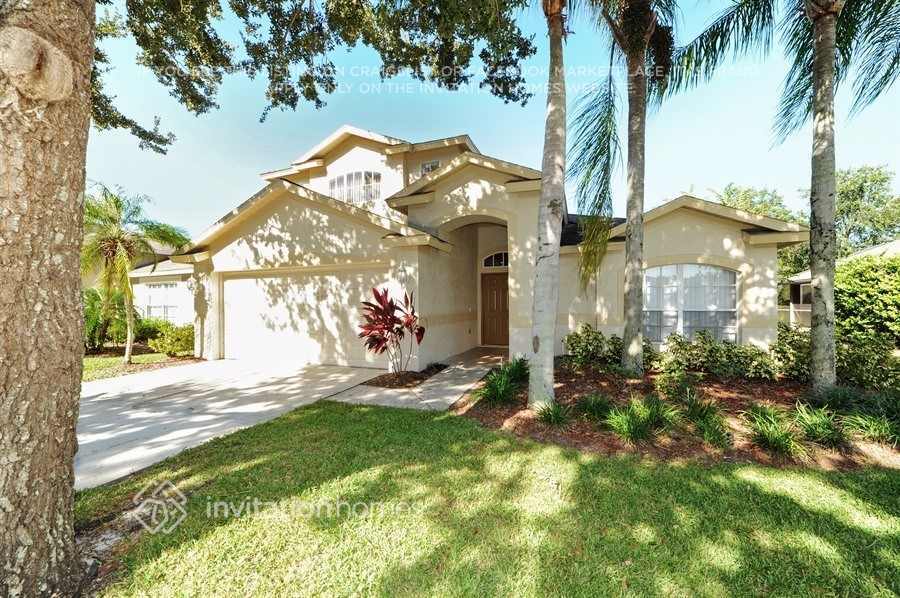 5628 Rockfield Loop in Valrico, FL - Building Photo
