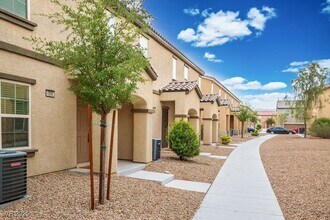 4590 Townwall St in Las Vegas, NV - Building Photo - Building Photo