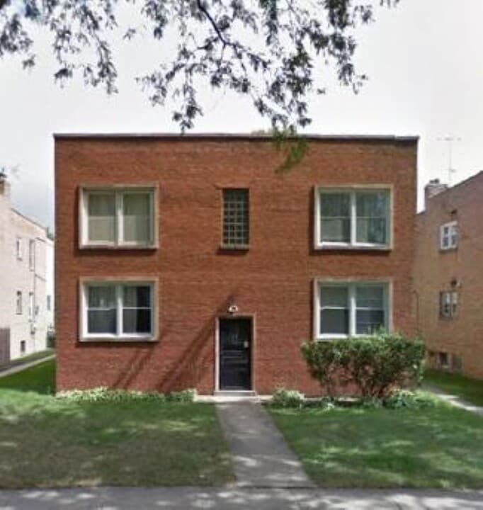 8923 Lavergne Ave, Unit 2S in Skokie, IL - Building Photo