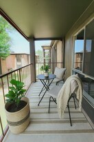 Alma North Plaza II in Austin, TX - Building Photo