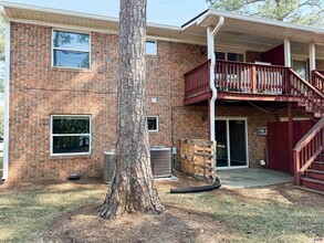1804 Kings Chapel Rd in Perry, GA - Foto de edificio - Building Photo
