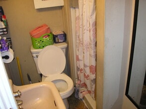 1584 Collegeview Dr in Bowling Green, KY - Building Photo - Building Photo