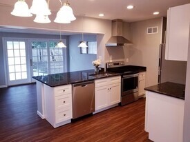 336 Huntley Ave in Clawson, MI - Building Photo