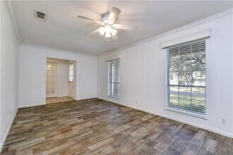 7303 Running Rope in Austin, TX - Building Photo - Building Photo